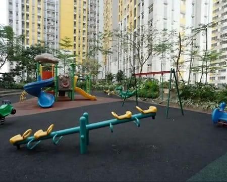Springlake Apartemen 2Br-Sumarecon-Bekasi, By Bu Johan Eksteriør bilde