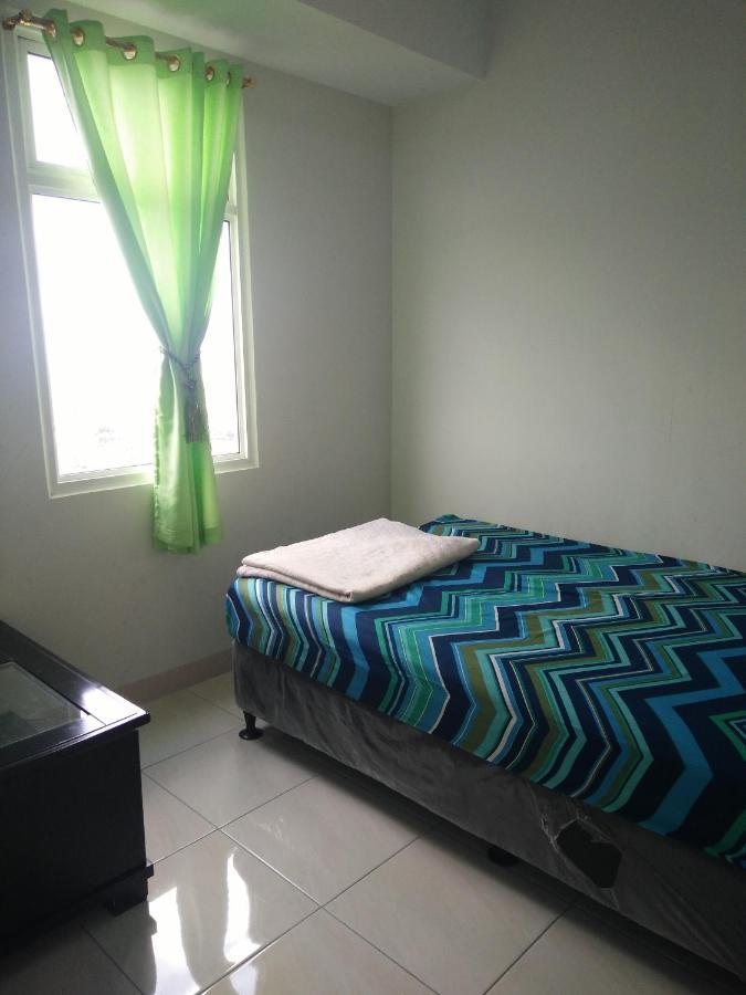 Springlake Apartemen 2Br-Sumarecon-Bekasi, By Bu Johan Eksteriør bilde