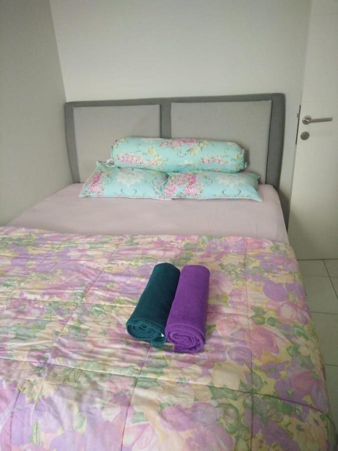 Springlake Apartemen 2Br-Sumarecon-Bekasi, By Bu Johan Eksteriør bilde